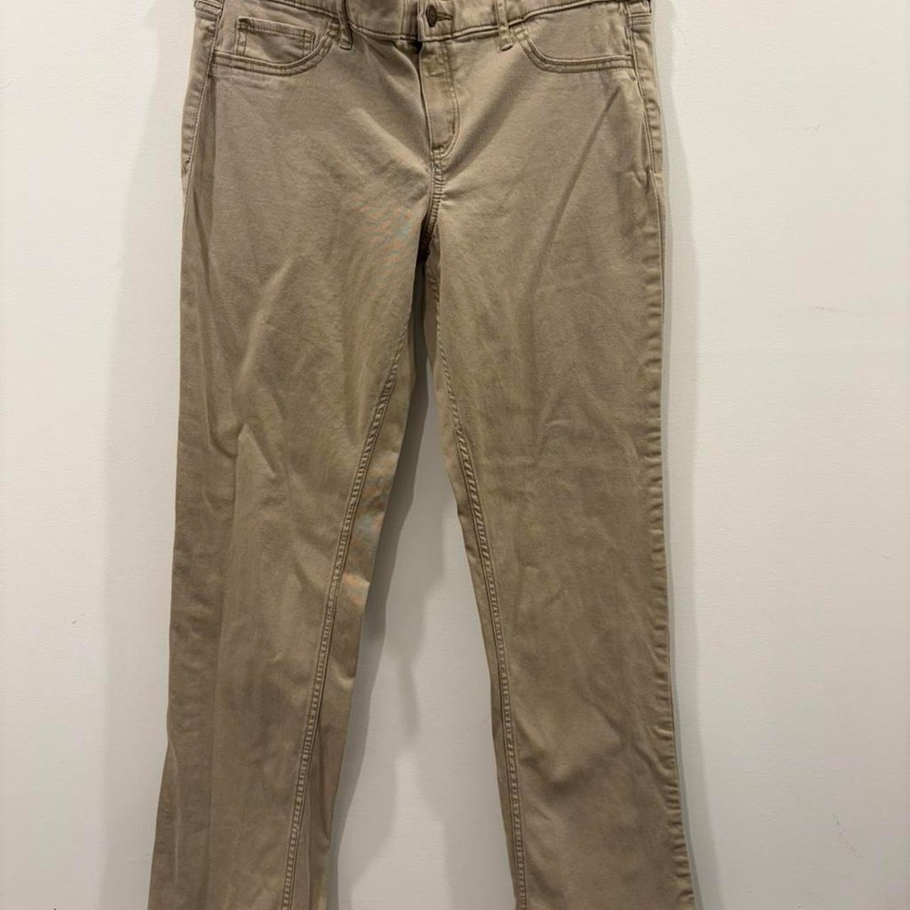 Hollister tan bootcut jeans Size 15/32W low rise 30.5 inseam